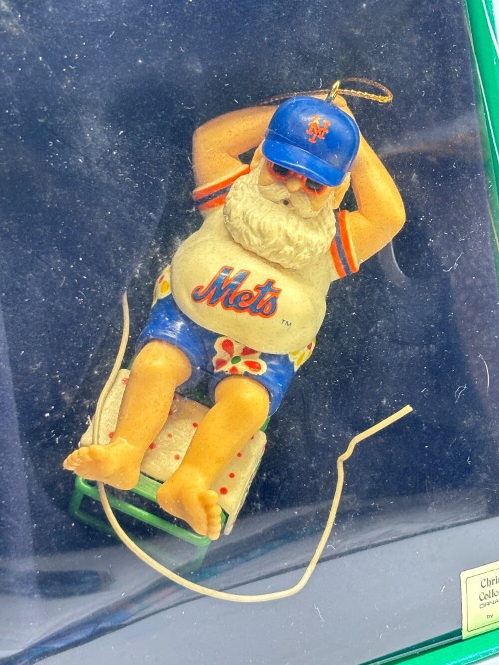 VTG NY Mets Santa in a Beach Chair Christmas Ornament shorts vacation NIB NOS